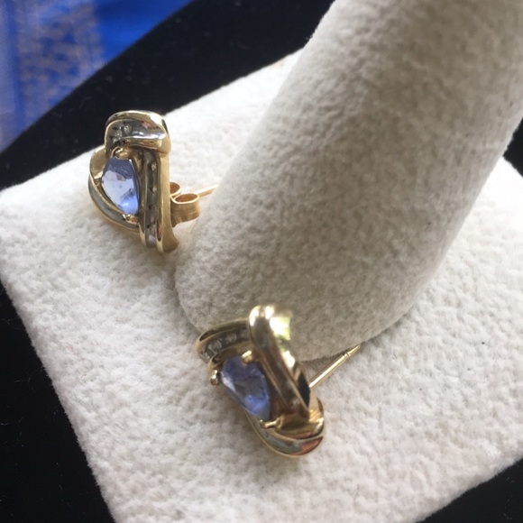 14KT Solid Gold Diamond Tanzanite pierced Earrings REAL Five  Star Posher Read - Picture 4 of 11